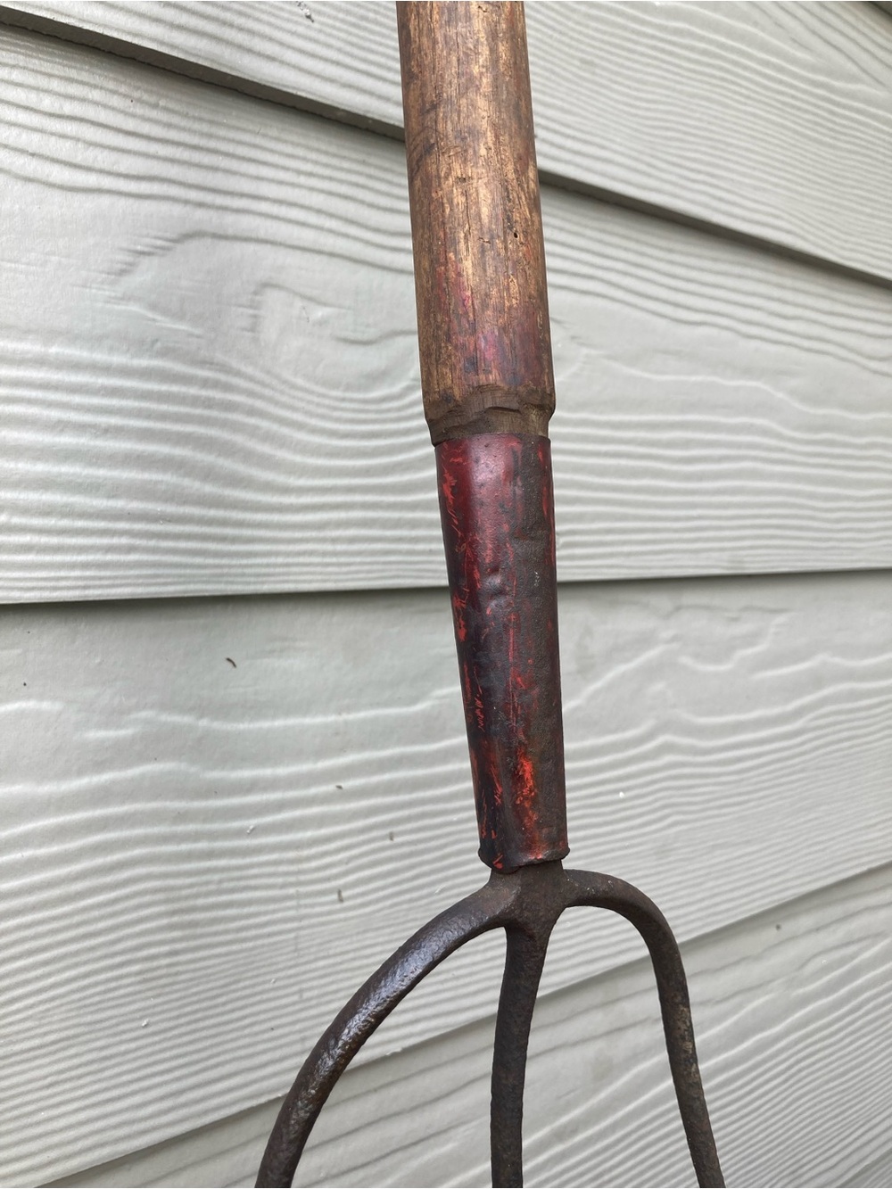 Vintage Garden Pitchfork with Wooden Handle 3 Tines 68” - Picture 13 of 16